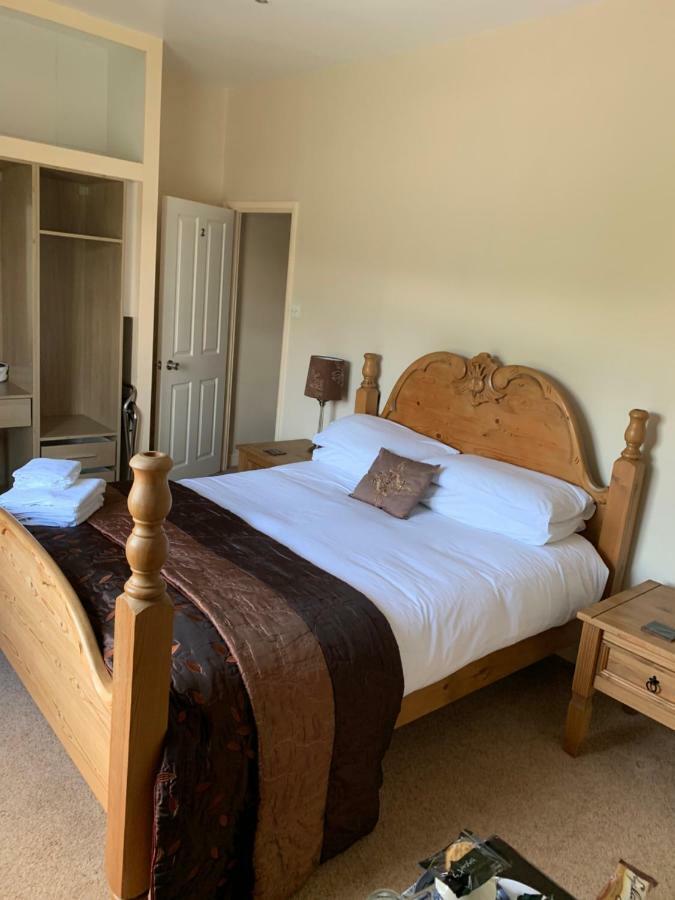 The Blacksmith Arms Bed and Breakfast Alton  Buitenkant foto